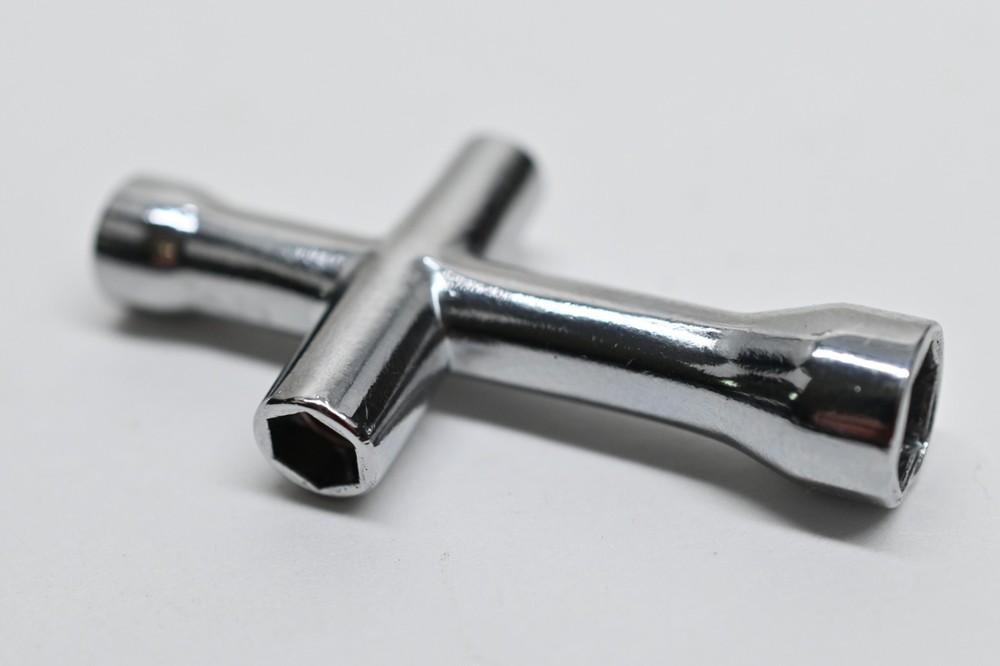 Cross wrench 4mm 5mm 5.5mm and 7mm for nuts M2, M2.5, M3 and M4