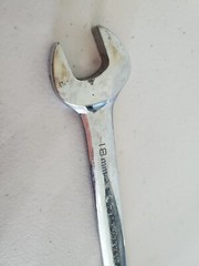 GearWrench 18mm 12pt reversible Ratcheting Wrench