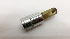 Snap-on tools USA metric 3/8″ drive 10mm Standard Hex Bit Socket FAM10B Nice!