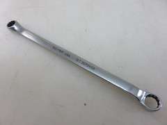 Snap-On XBM1011 METRIC Offset Box End Wrench 10mm x 11mm Vintage